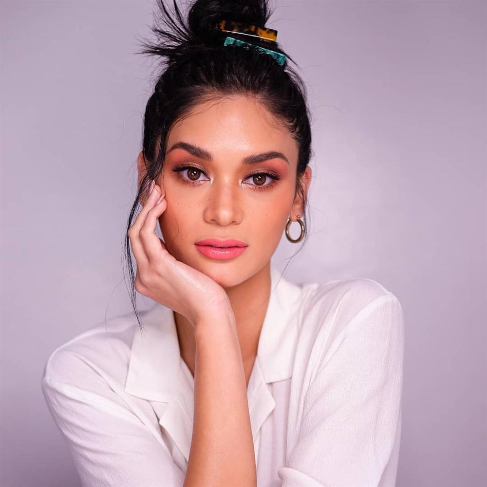 Bản tin Hoa hậu Hoàn vũ 16/6: HHen Niê hóa quý cô chanh sả, chiến thắng chật vật trước mỹ nữ Colombia-6