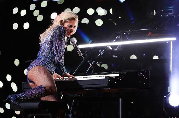 Khán giả lo Lady Gaga hết thời nếu tiếp tục diễn ở Las Vegas-1