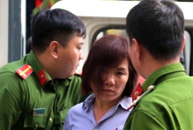 Nữ tài xế BMW không có bằng lái xe khi gây tai nạn ở Hàng Xanh-3