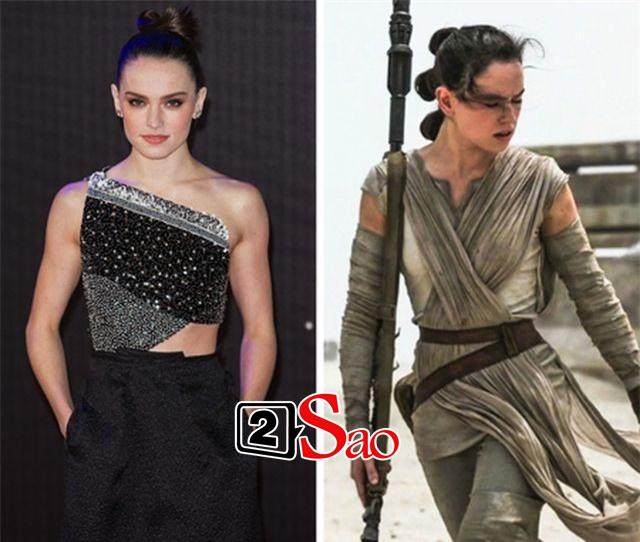 Tham gia series “Star wars” quả là một bước chuyển mình lớn đối với Daisy Ridley. Và để đáp lại cơ hội may mắn này, nữ diễn viên trẻ đã dành ra 5 tiếng luyện tập mỗi ngày và 5 lần luyện tập mỗi tuần để học leo núi, kickboxing, nâng tạ.