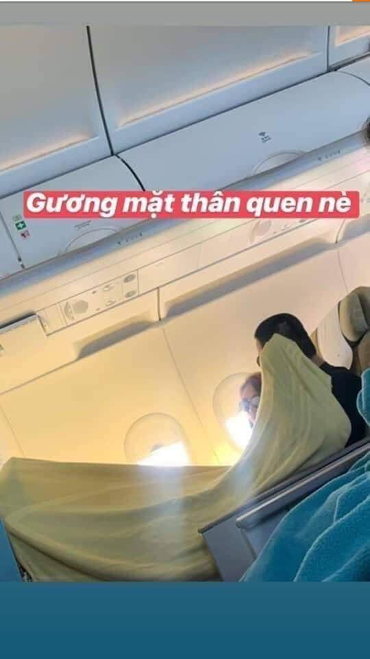 Trước khi lộ ảnh tình tứ xuyên 4 thành phố lớn, Mỹ Tâm - Mai Tài Phến nhiều lần mặc đồ đôi và chăm sóc nhau quá ngọt ngào-3