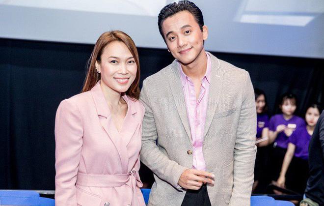 Trước khi lộ ảnh tình tứ xuyên 4 thành phố lớn, Mỹ Tâm - Mai Tài Phến nhiều lần mặc đồ đôi và chăm sóc nhau quá ngọt ngào-5