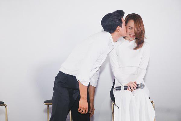 Trước khi lộ ảnh tình tứ xuyên 4 thành phố lớn, Mỹ Tâm - Mai Tài Phến nhiều lần mặc đồ đôi và chăm sóc nhau quá ngọt ngào-8