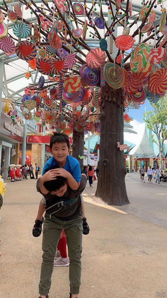 Bị mỉa mai nghiện khoe tổ ấm, Lê Phương gay gắt: Miệng quăng rơm rác thì cuộc đời cũng là rác rơm-5