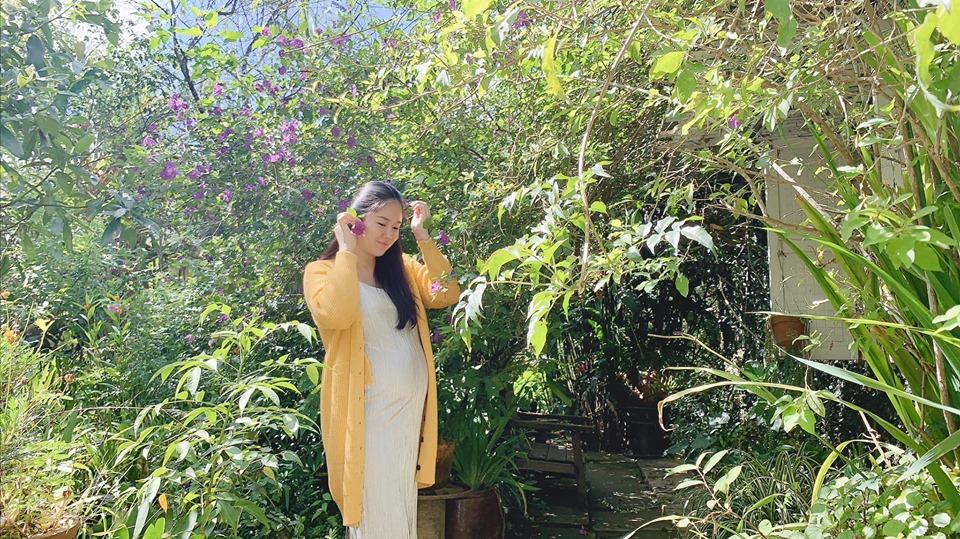 Bị mỉa mai nghiện khoe tổ ấm, Lê Phương gay gắt: Miệng quăng rơm rác thì cuộc đời cũng là rác rơm-1