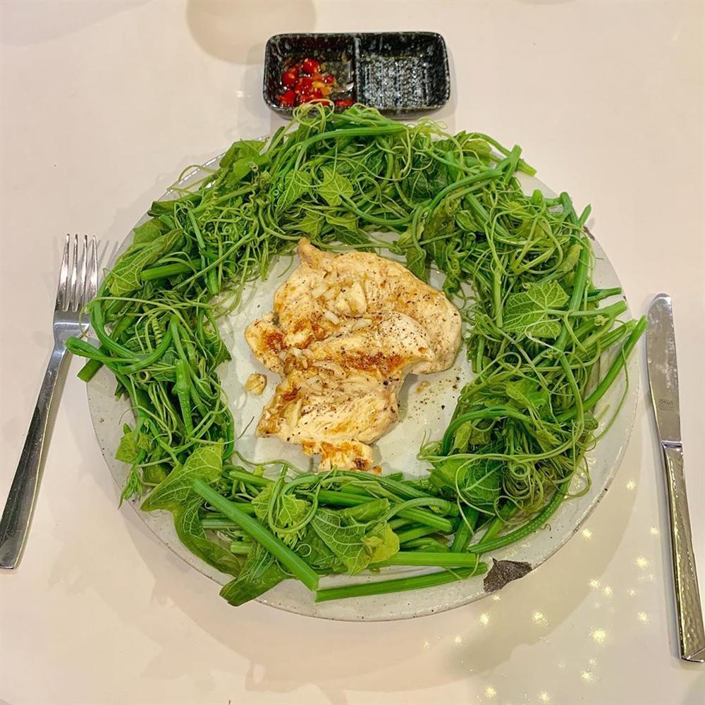 Hồng Quế diện nội y ren táo bạo uốn éo khoe đường cong sexy nghẹt thở-6