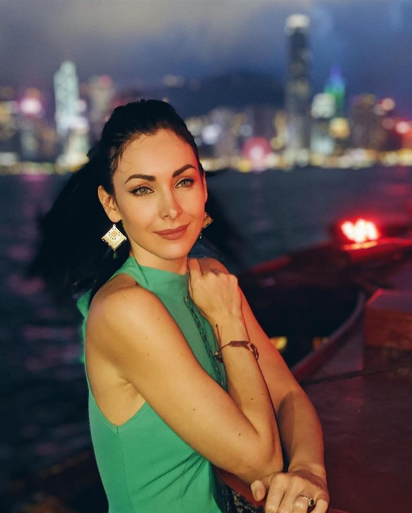 Bản tin Hoa hậu Hoàn vũ 17/6: Lần đầu để tóc tém mà mỹ nhân chuyển giới chất ngang ngửa HHen Niê-5