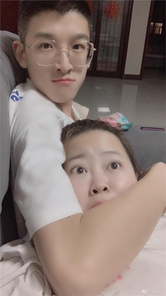 Khổ như cô nàng mũm mĩm trong couple đũa lệch nổi tiếng Trung Quốc, vỗ béo chồng nhưng mỡ cứ nhập vào mình-3