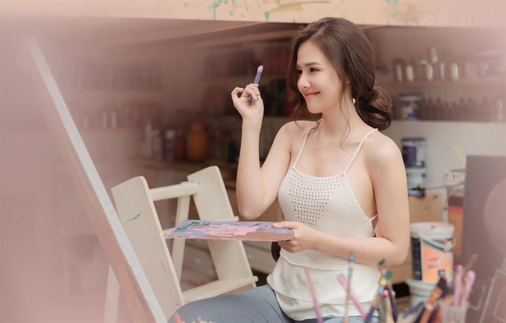 Cuộc sống của các hot girl nổi tiếng đời đầu giờ ra sao?-8