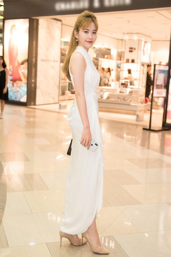 Nam Em tái xuất sau khủng hoảng: mặt xinh, dáng đẹp nhưng nhìn là rõ 2 hậu quả của giảm cân-1