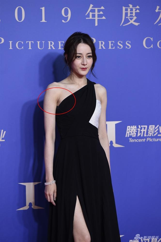 Đào Bá Lộc trổ tài make up giống ngôi sao Marilyn Monroe - Nam Em tái xuất lần đầu sau nghi vấn nhấn mí-3