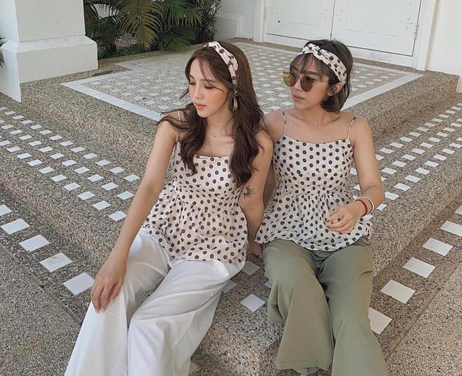 Những cặp hotgirl ngỡ chị em song sinh vì quá giống nhau-7