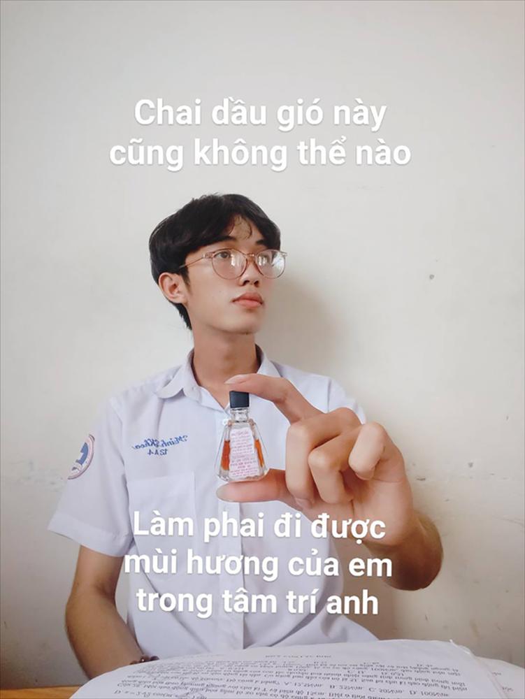 Thanh niên chơi trội mượn nắng in chữ trên lưng để tỏ tình nhưng nhiều người thắc mắc một điều...-7