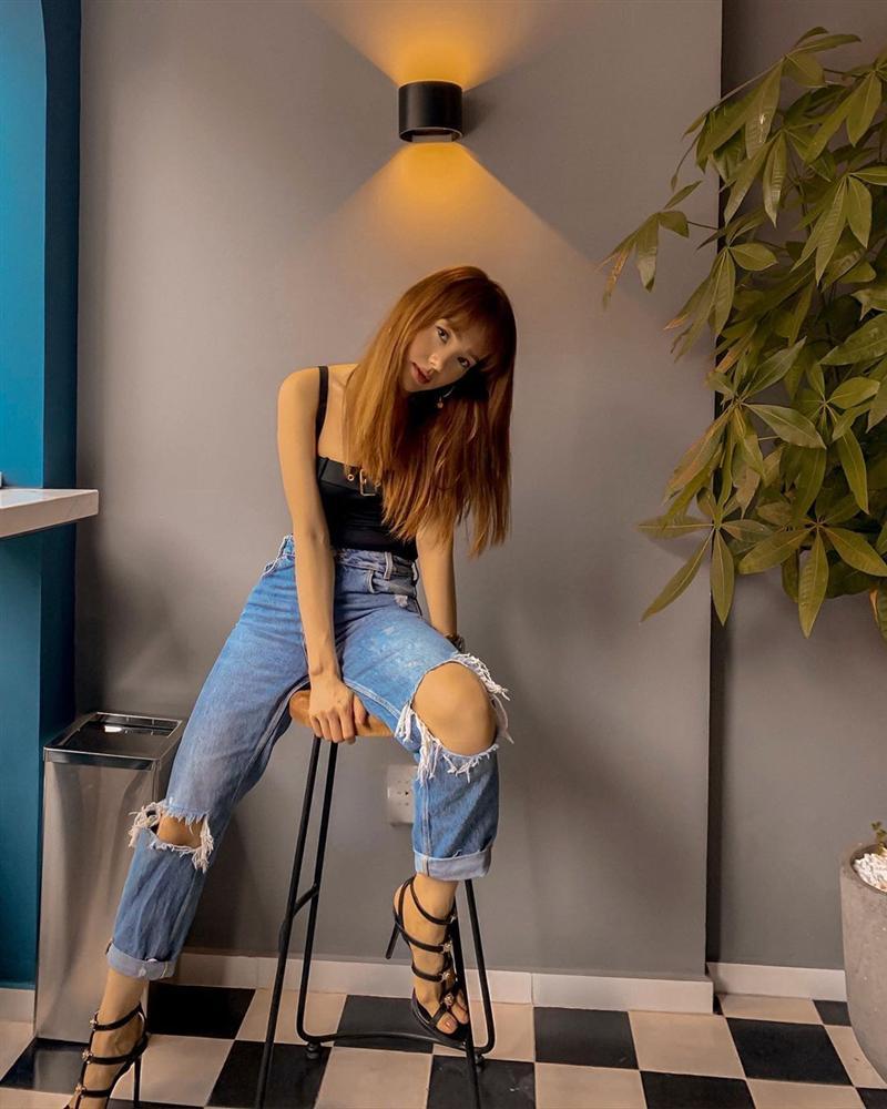 Mặc scandal sao chép kiểu tóc tình cũ của chồng, Kỳ Hân chưng diện sexy đi nghỉ dưỡng cùng ông xã Mạc Hồng Quân-8