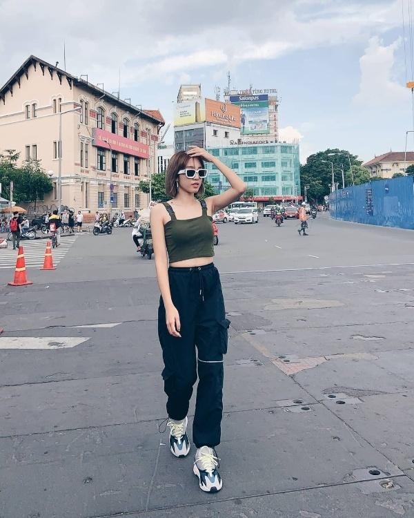 Người tình tin đồn của Trịnh Thăng Bình khoe dáng bằng bikini còn Min lại khiến fan xịt máu mũi khi hở bạo với đồ lót-3