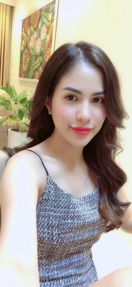 Bỏng mắt ngắm vợ hot girl vừa ly hôn Việt Anh sau 7 năm gắn bó-2