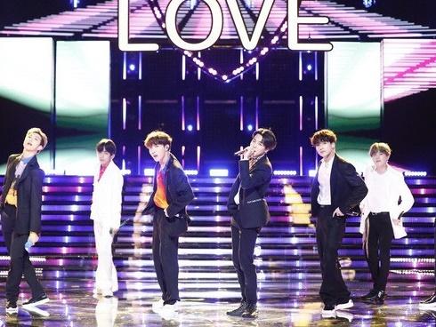 BTS tiêu thụ số vé kỷ lục trong tour lưu diễn vòng quanh thế giới