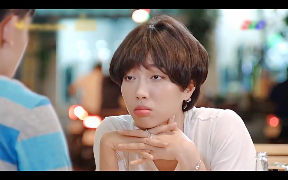 Chẳng những bị chê mặc xấu, Diệu Nhi còn bị ném đá vì diễn như bà điên-4