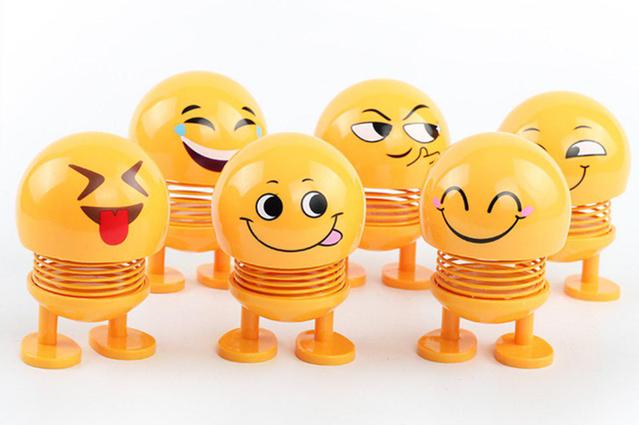 Cao thủ chơi thú nhún lò xo khiến dân tình cười nghiêng ngả nhưng bộ đồ anh ta mặc còn gây chú ý hơn...-7