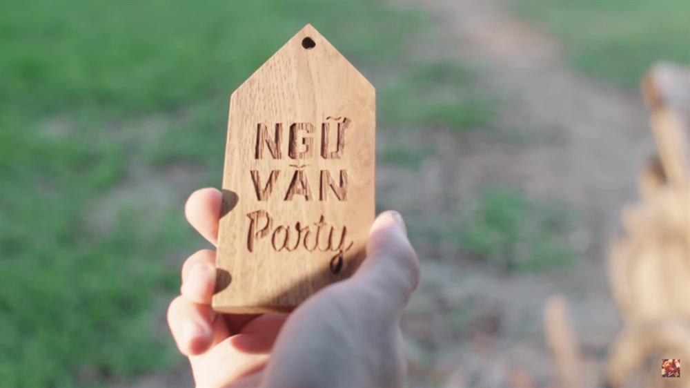 Mang cả dàn vedette văn học vào MV mới, Hoàng Thùy Linh được hàng trăm sĩ tử Việt phong danh thánh đoán đề-2