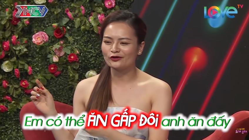 Cặp đôi bị ném đá khi lên Bạn muốn hẹn hò cãi nhau như chém chả chỉ vì một bát phở-2