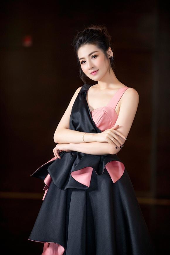 Đào Bá Lộc trổ tài make up giống ngôi sao Marilyn Monroe - Nam Em tái xuất lần đầu sau nghi vấn nhấn mí-9