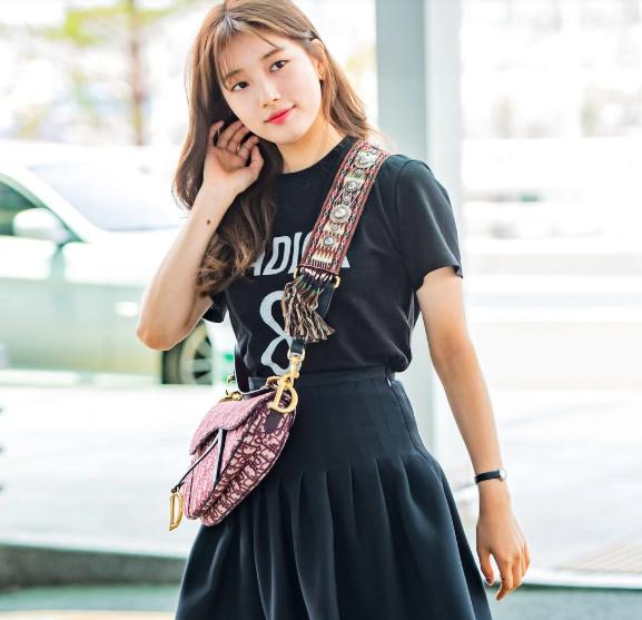 Xuất hiện ở sân bay, Suzy đẹp mê hồn vẫn bị soi tăng cân, má phúng phính-1