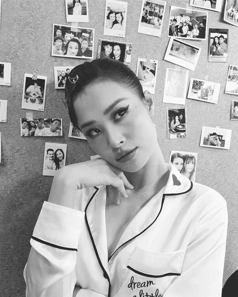 Trường Giang và Nhã Phương xúc động khi được tặng món quà vô cùng đặc biệt-4