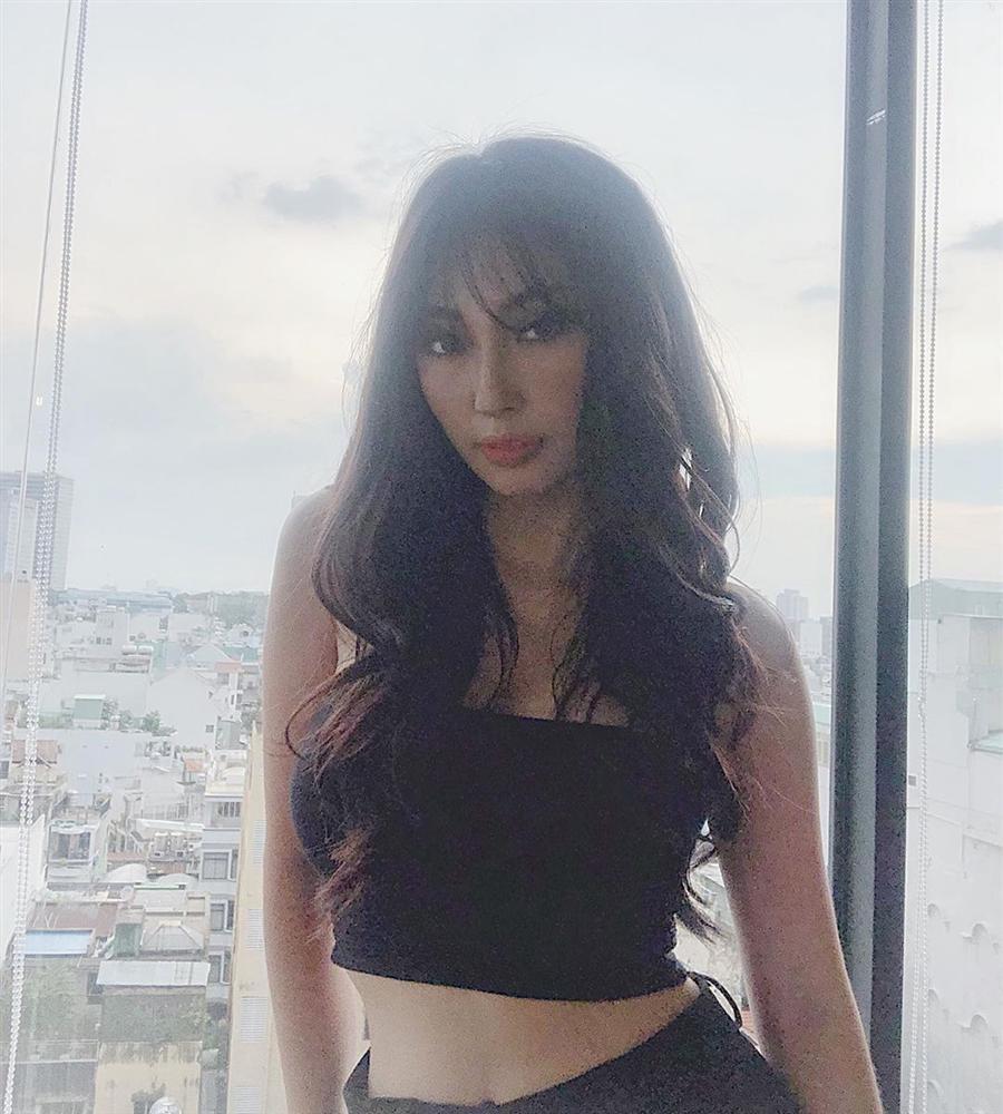 Trường Giang và Nhã Phương xúc động khi được tặng món quà vô cùng đặc biệt-9