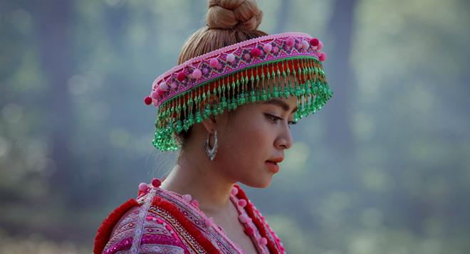 Lý do Hoàng Thùy Linh chọn trang phục dân tộc Mông trong MV mới-8