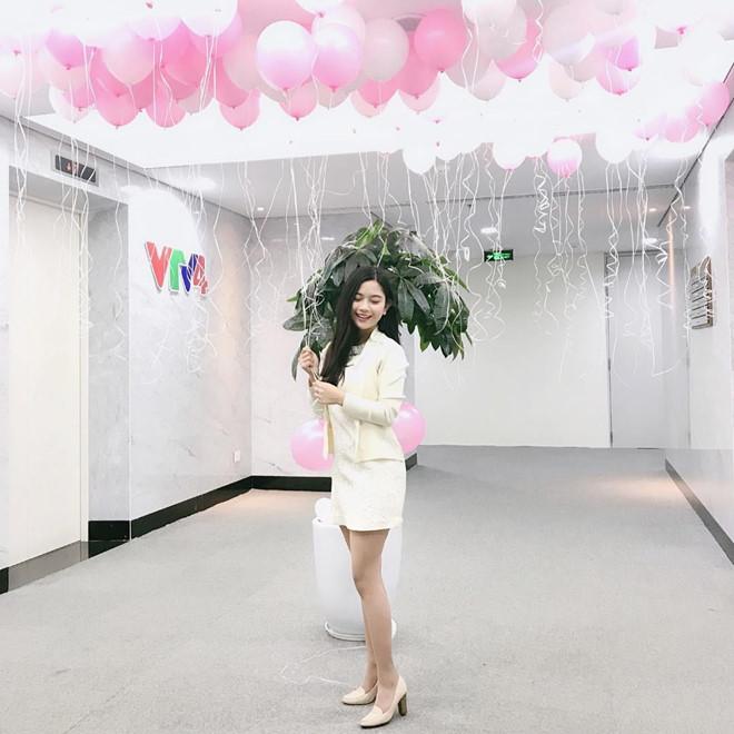 Bốn nữ MC, BTV 9X xinh như hot girl của đài truyền hình-8