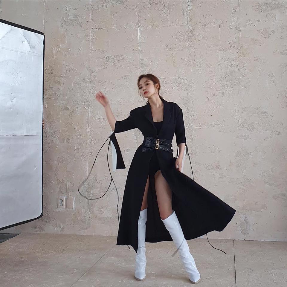 Khỏi cần photoshop, Park Min Young vẫn khiến vạn người mê với thân hình gợi cảm đến ngỡ ngàng-1