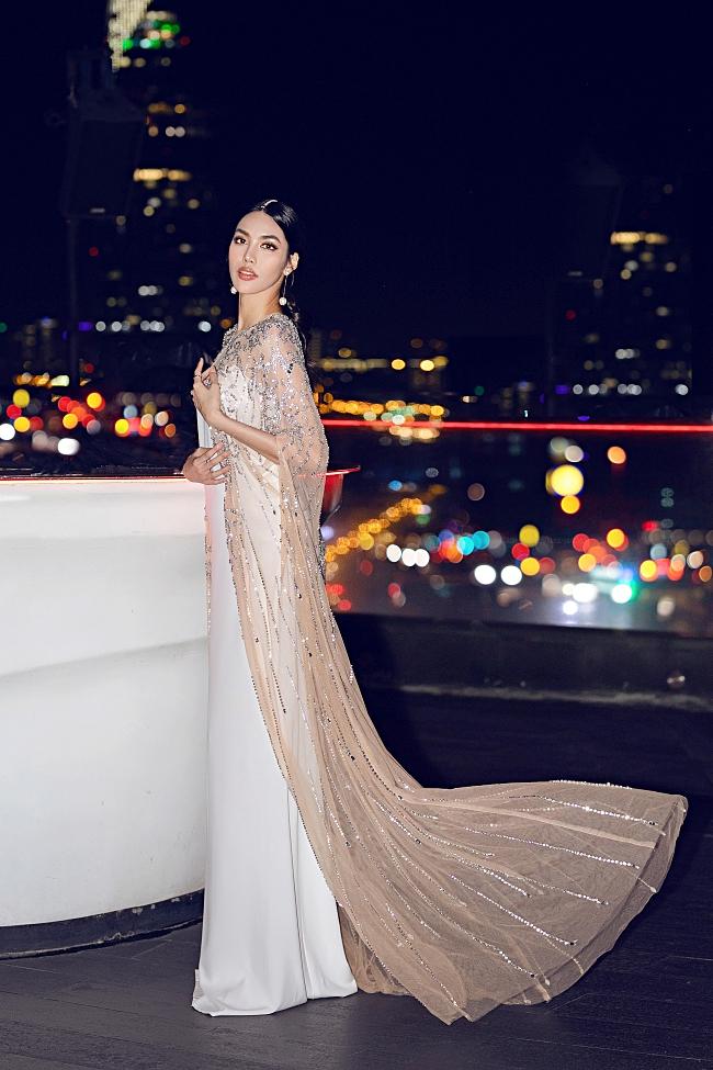 Nói về thân hình siêu mẫu dù đã mang bầu tới tháng thứ 5, Lan Khuê thú nhận: Tôi biếng ăn-3