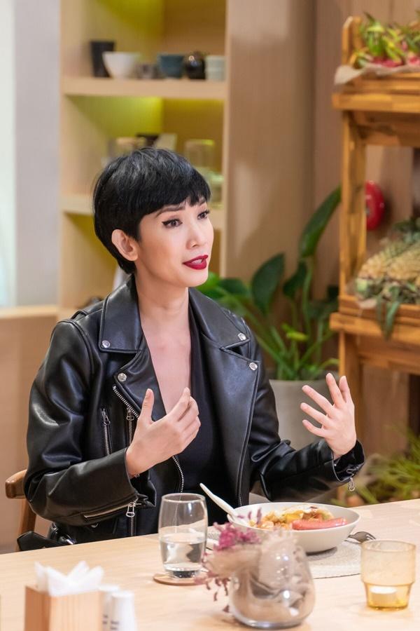 Sau câu chuyện bé Thỏ bị cha đẻ chối bỏ, Xuân Lan tiết lộ: Con gái đã có người để gọi là ba-3