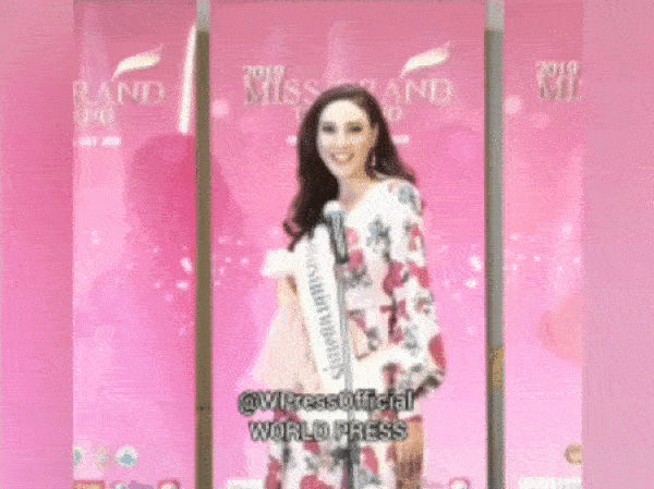 Lisa (BlackPink) khiến fan thòng tim vì xinh muốn xỉu tại Paris Fashion Week-11