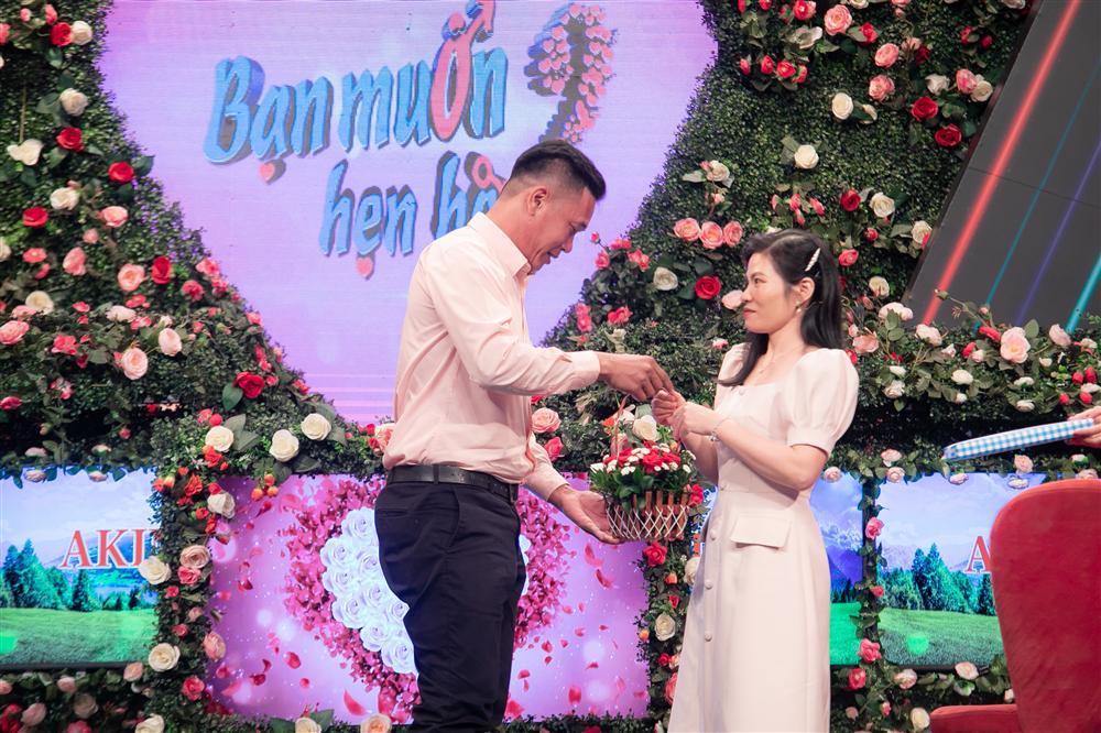 Anh chàng tài xế chơi trội, đã mang giấy chứng nhận độc thân đi hẹn hò lại đòi đưa xe container đi rước dâu-4