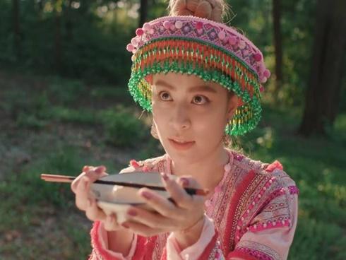 Sao Vpop ghi điểm nhờ MV thuần Việt trước làn sóng cổ trang