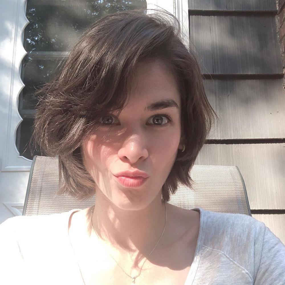 Bản tin Hoa hậu Hoàn vũ 24/6: Hoàng Thùy bị dân mạng trù ẻo vô duyên trước ngày thi đấu nhan sắc thế giới-4