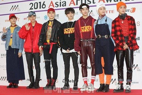 Vbiz có HKT cũng chưa là gì so với màn lên đồ thảm họa của DBSK, SNSD, SHINee... nhà SM Entertainment-5