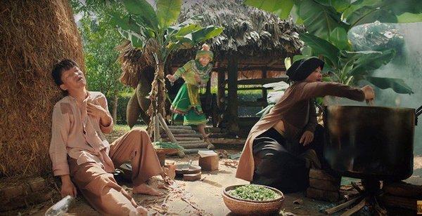 Lạ thay: Hoàng Thùy Linh bỏ cả tỷ đồng quay MV nhưng view lại không bằng sản phẩm giá bèo của Đen Vâu?-5