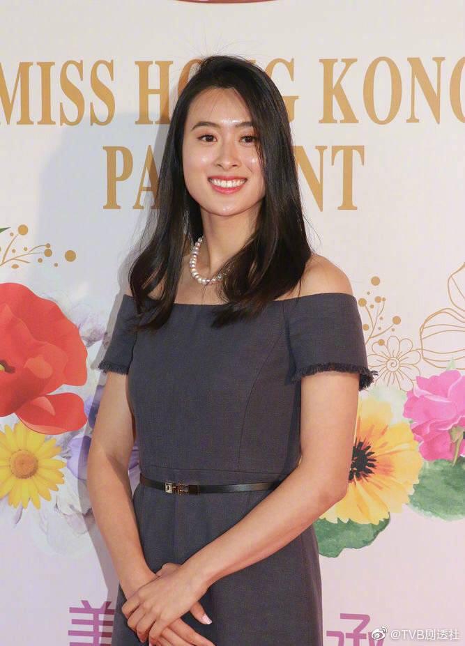 Dàn thí sinh Hoa hậu Hong Kong 2019 bị chê kém sắc, mờ nhạt chẳng khác nào đoàn quân bỉm sữa-7