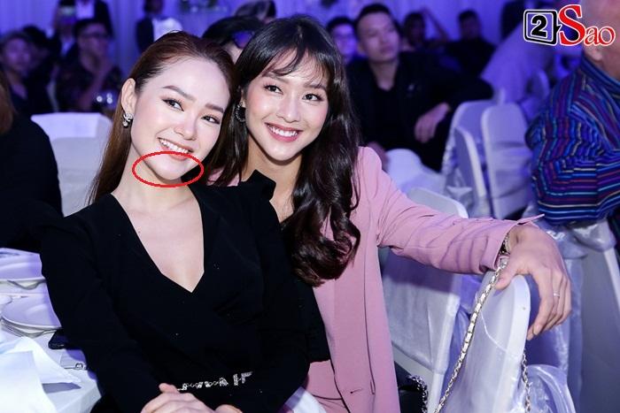 Mỗi khi xuất hiện, Minh Hằng lại khiến bao người lo sốt vó vì chiếc cằm dài ngoằng như muốn rụng khỏi mặt-7