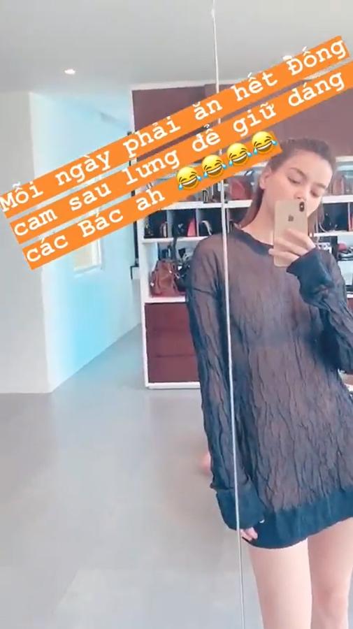 Hồ Ngọc Hà chia sẻ bí kíp giữ dáng nhưng bộ đồ xuyên thấu nhức mắt cô mặc mới là thứ gây chú ý-3