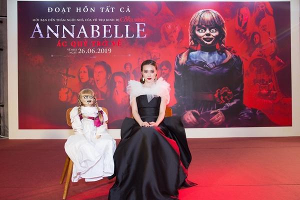 Ninh Dương Lan Ngọc và dàn sao Việt chào đón sự trở lại của búp bê quỷ ám Annabelle-2