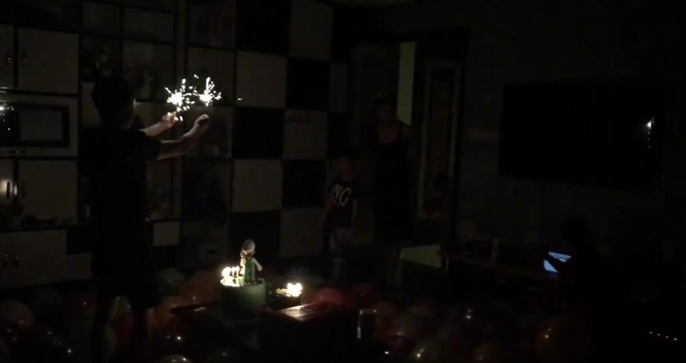 Dù gia đình ly tán, Subeo vẫn được tận hưởng 5 sinh nhật trọn vẹn với sự hiện diện của cả bố lẫn mẹ-7