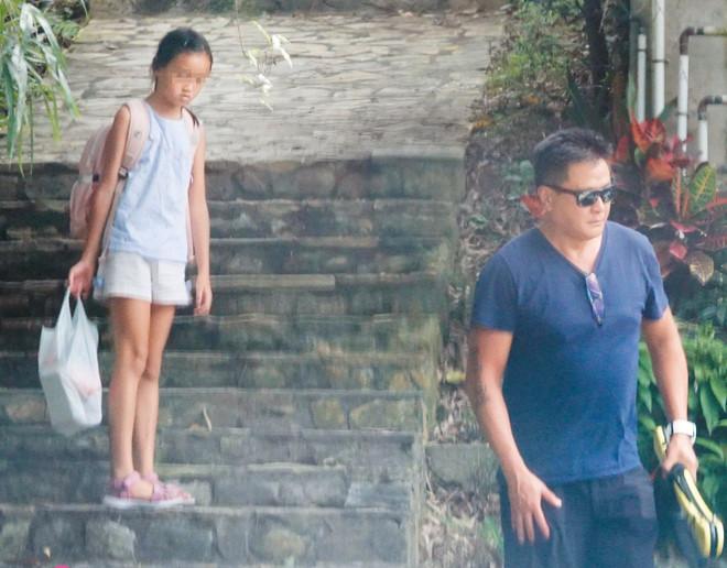 Sao nam TVB bị vợ cắm sừng, phải nuôi con một mình-1