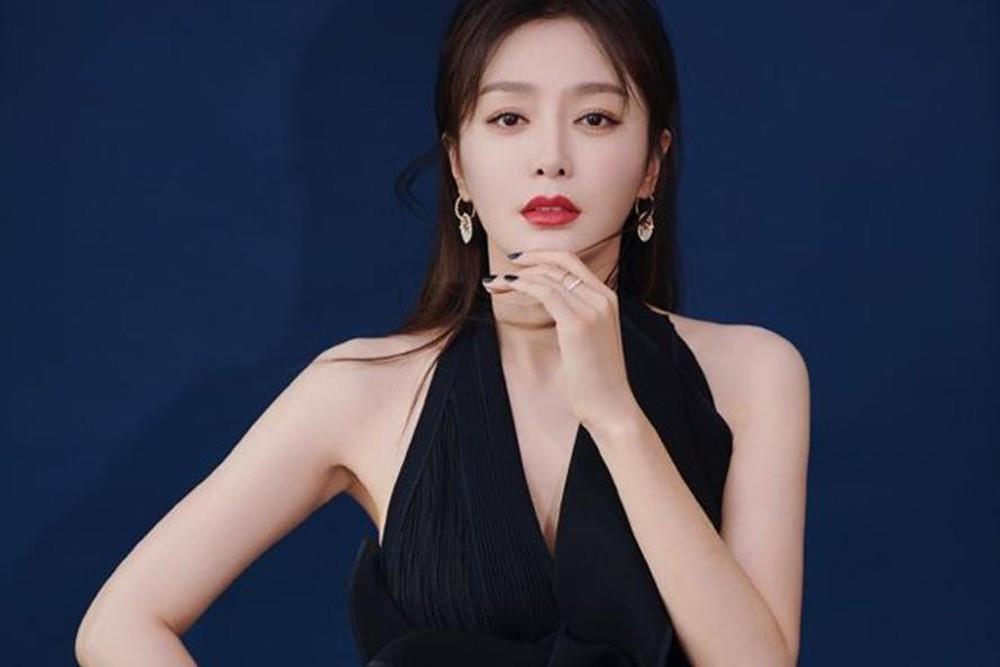 Những ‘thánh ế’ ngấp nghé tuổi 40, 50 của showbiz Hoa ngữ-5