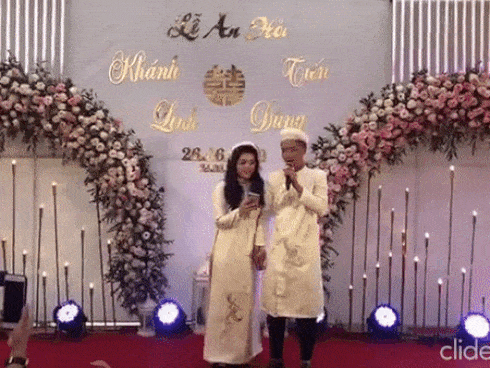 Không thuộc lời nhưng hát trọn vẹn ca khúc 'Nắm lấy tay anh' trong lễ ăn hỏi, Bùi Tiến Dũng khiến fans đổ gục vì giọng quá ngọt ngào