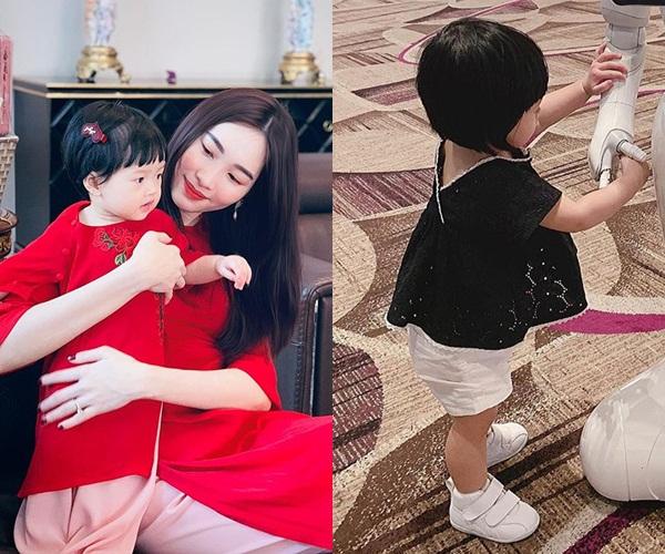 Gần nửa năm mới xuất hiện, con gái hoa hậu Đặng Thu Thảo khiến ai nấy ngỡ ngàng vì càng lớn càng dễ thương-3