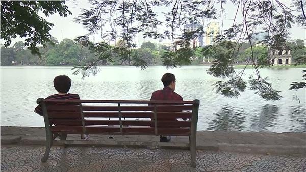 Vũ khen nhân tình tài giỏi xinh đẹp, chê Thư chỉ biết ăn bám trong tập 53 Về Nhà Đi Con-4